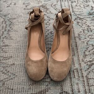 Gianvito Rossi Suede Ankle Tie Heels, size 41.5